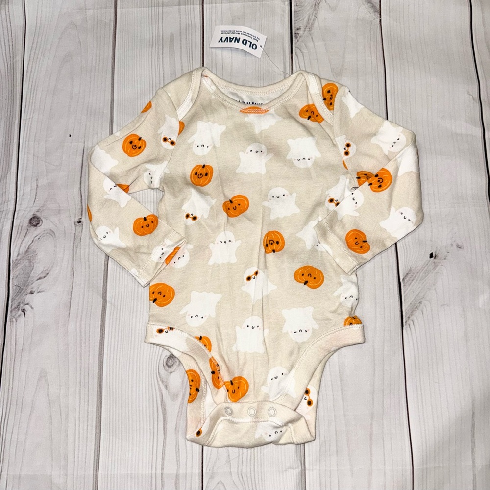 Halloween Print Onesie - Baby size 6-12 Months